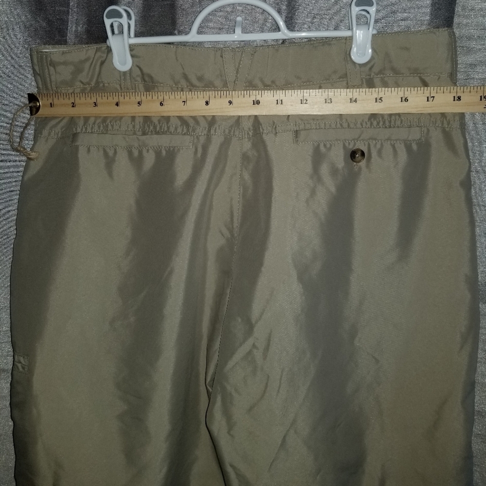 Firethorn Golf Shorts Mens Beige Label Reads Size 36 Model Style E17329 FTZ - Picture 4 of 13